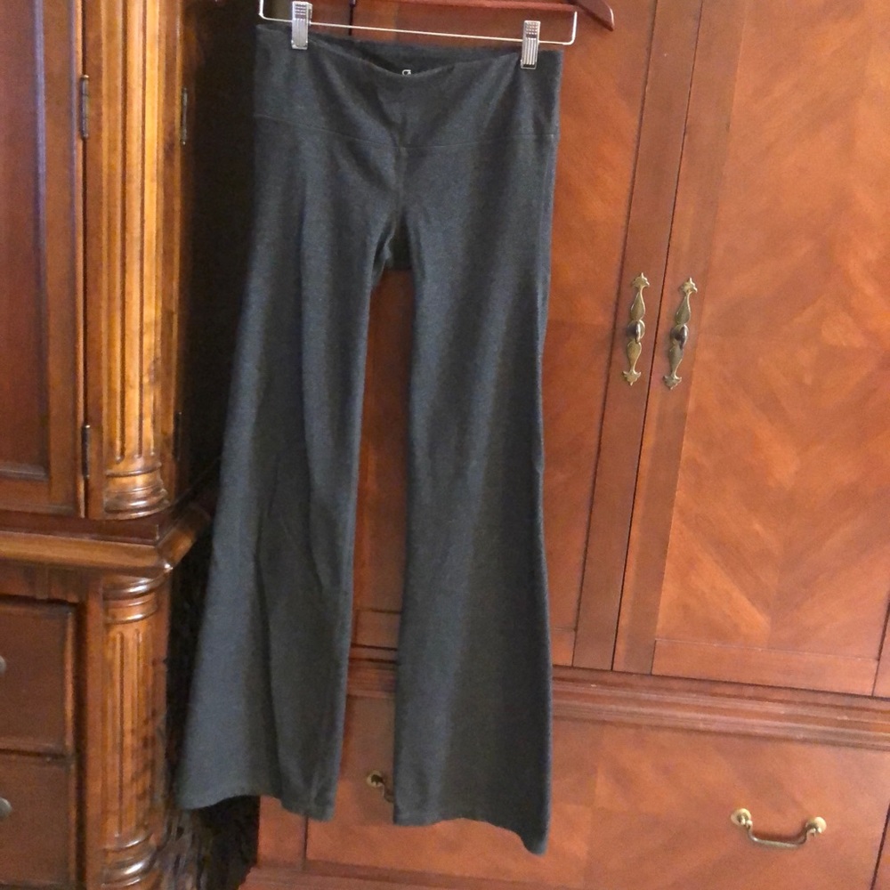Gapfit gflex size S wide leg leggings charcoal